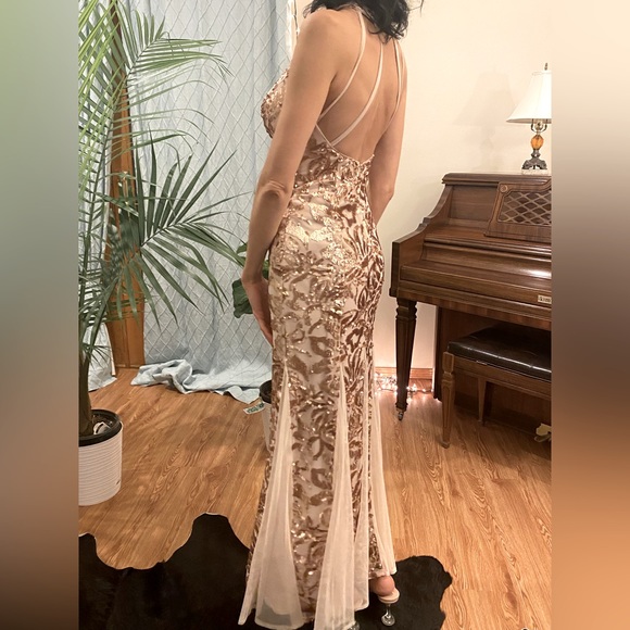 Floral Embroidered Mermaid FormalProm Dress